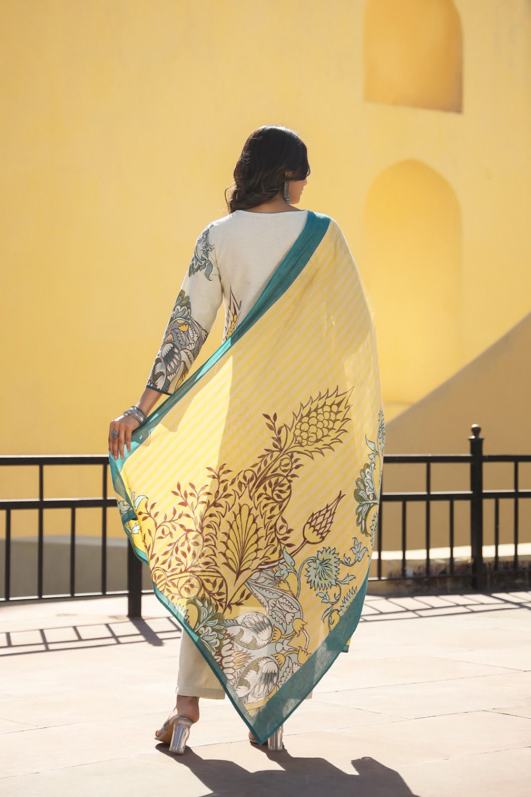 Baby By Afsana Muslin Digital Printed Top With Bottom Dupatta Wholesale Online